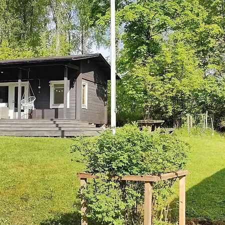 Three Cozy Cottages, Sauna And Big Yard Included For Up To 8 Persons *