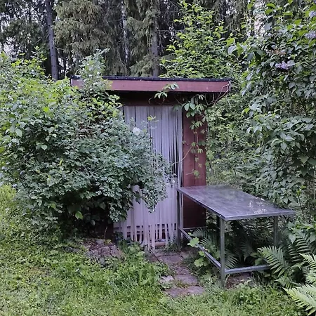Three Cozy Cottages, Sauna And Big Yard Included For Up To 8 Persons Chalet Lohja