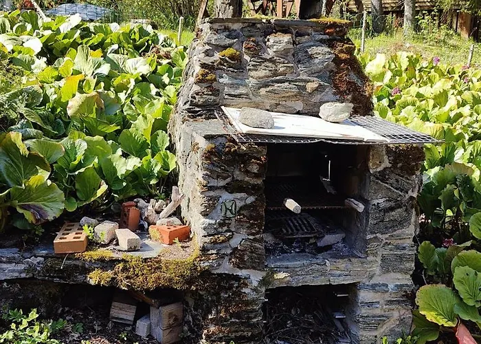 בקתה Three Cozy Cottages, Sauna And Hot Tub *