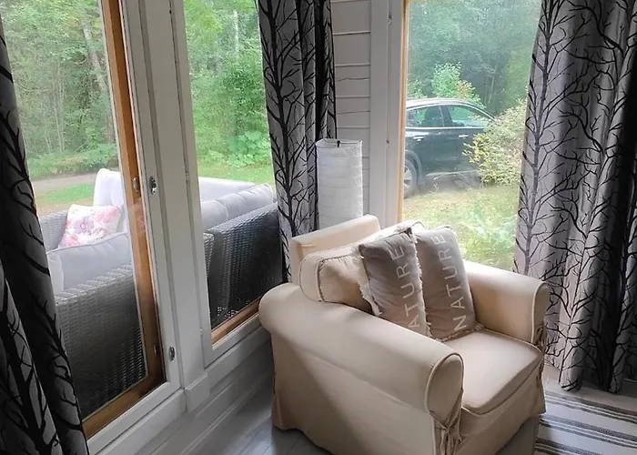 בקתה Three Cozy Cottages, Sauna And Hot Tub