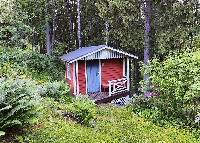 Three Cozy Cottages, Sauna And Hot Tub בקתה *