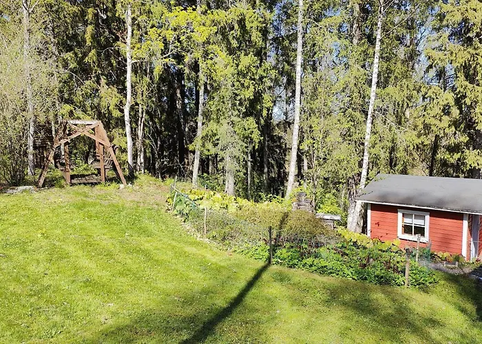 Three Cozy Cottages, Sauna And Hot Tub * Lohja